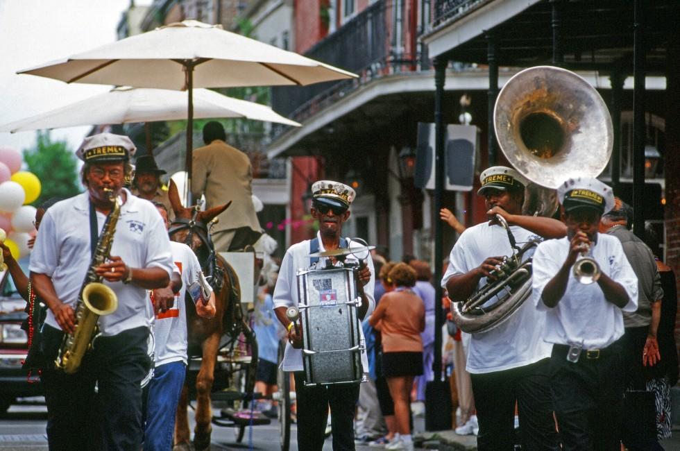 Band, Faubourg Marigny, Bywater, Treme, New Orleans, Louisiana, USA