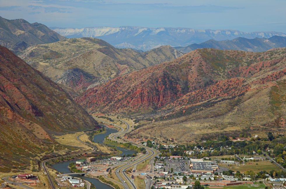 Glenwood Springs, Colorado, looking west