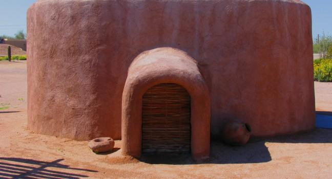 Hohokam Pithouse replica, Pueblo Grande Museum and Archaeological Park, Phoenix, Arizona, USA